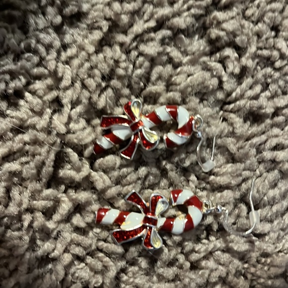 Earrings for anyone - Picture 9 of 17